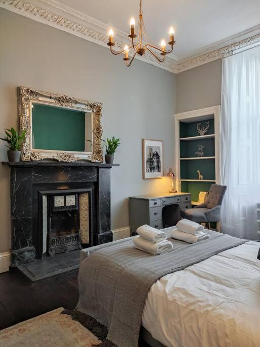 Beautiful Georgian New Town 2 Bed Apartment EDI Buitenkant foto