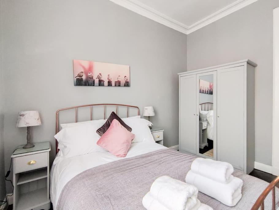 Beautiful Georgian New Town 2 Bed Apartment EDI Buitenkant foto